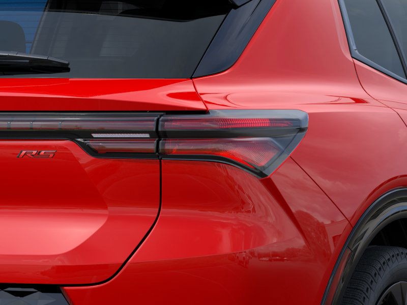 Chevrolet Equinox EV Vehicle Full-screen Gallery Image 11