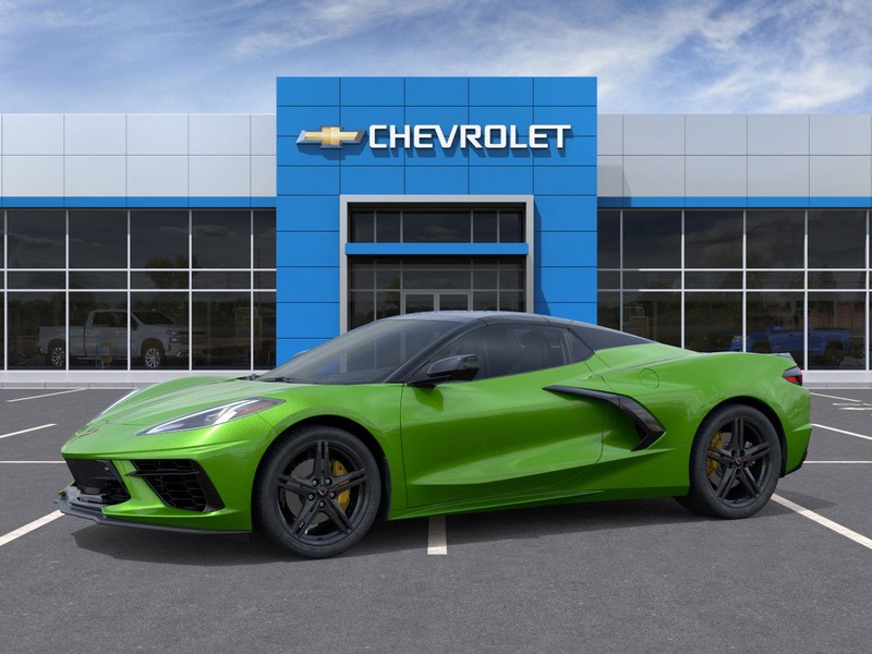 Chevrolet Corvette Vehicle Full-screen Gallery Image 2
