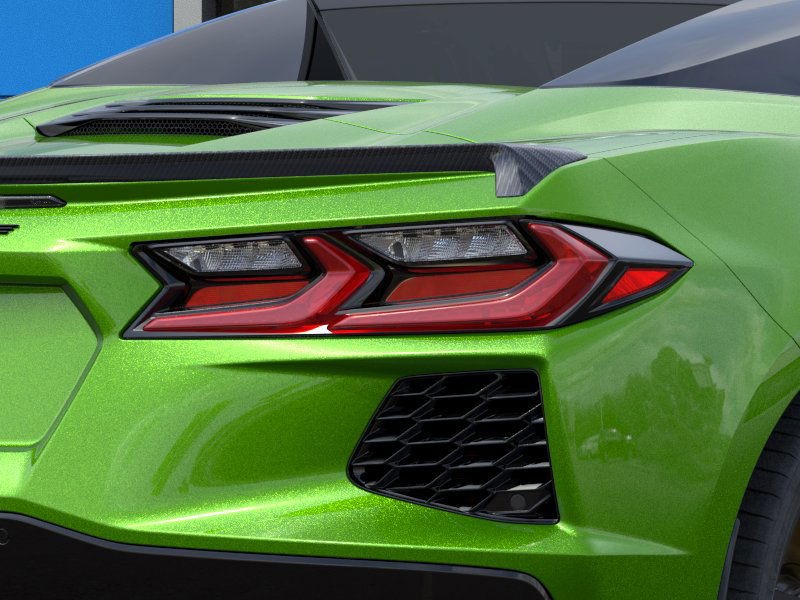 Chevrolet Corvette Vehicle Full-screen Gallery Image 11