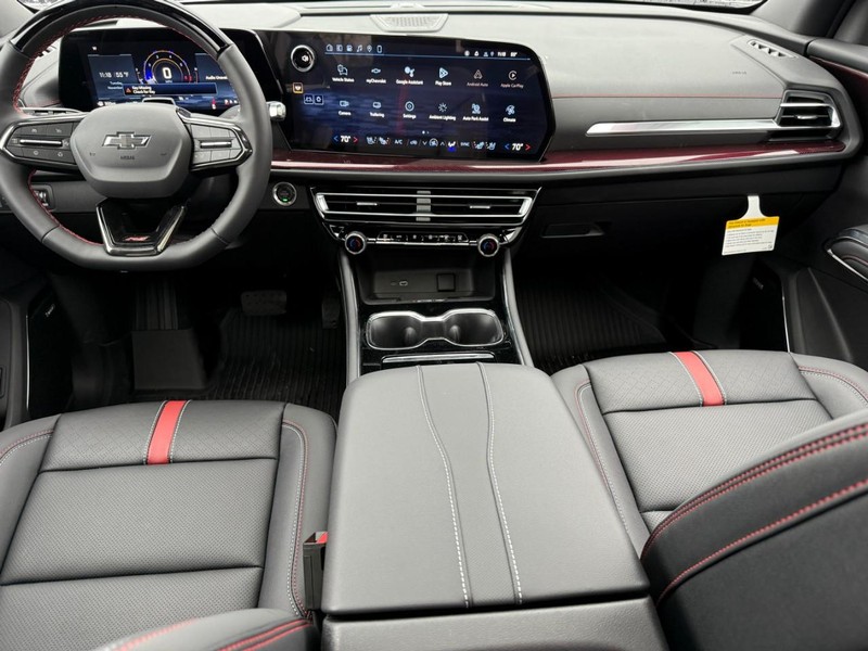 Chevrolet Traverse Vehicle Full-screen Gallery Image 7