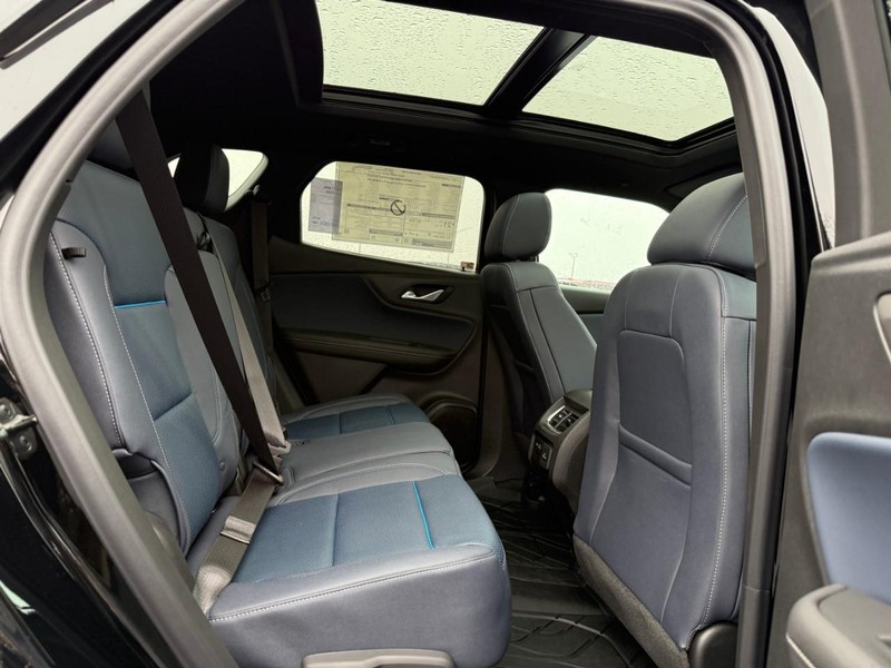 Chevrolet Blazer Vehicle Full-screen Gallery Image 5