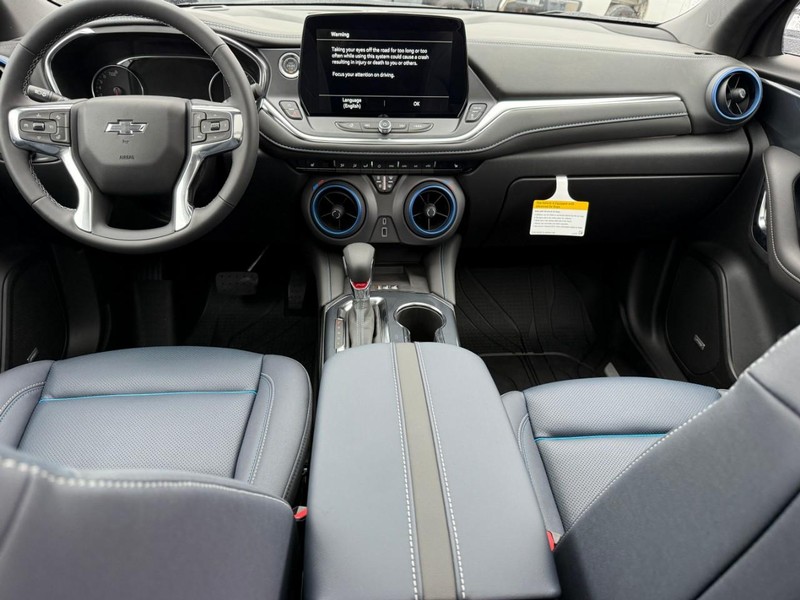 Chevrolet Blazer Vehicle Full-screen Gallery Image 6