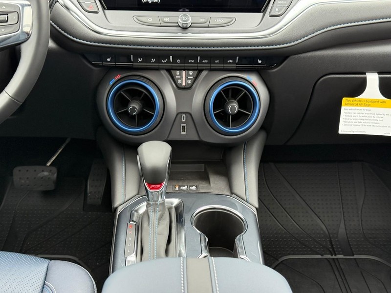 Chevrolet Blazer Vehicle Full-screen Gallery Image 9