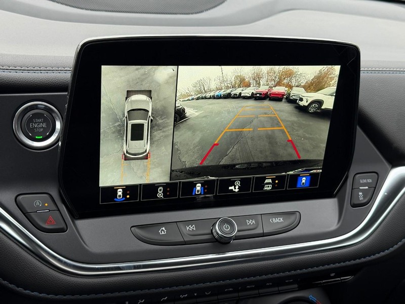 Chevrolet Blazer Vehicle Full-screen Gallery Image 17