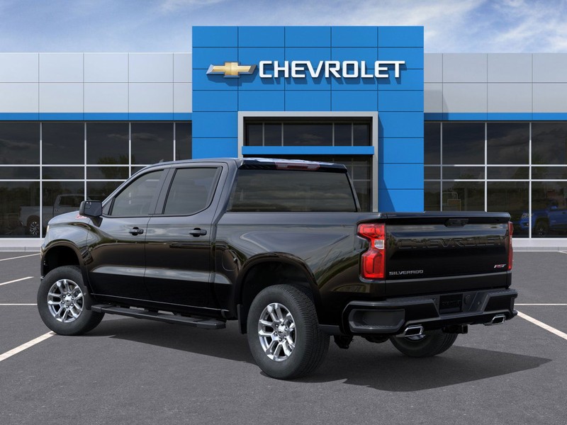 Chevrolet Silverado 1500 Vehicle Full-screen Gallery Image 3