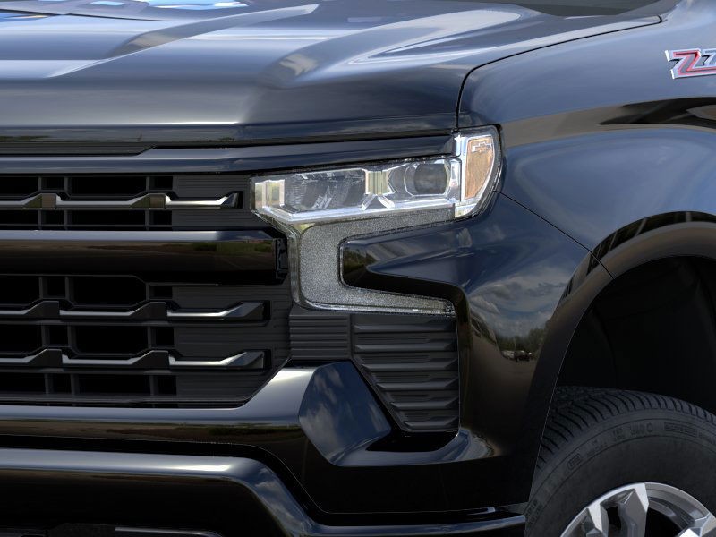 Chevrolet Silverado 1500 Vehicle Full-screen Gallery Image 10
