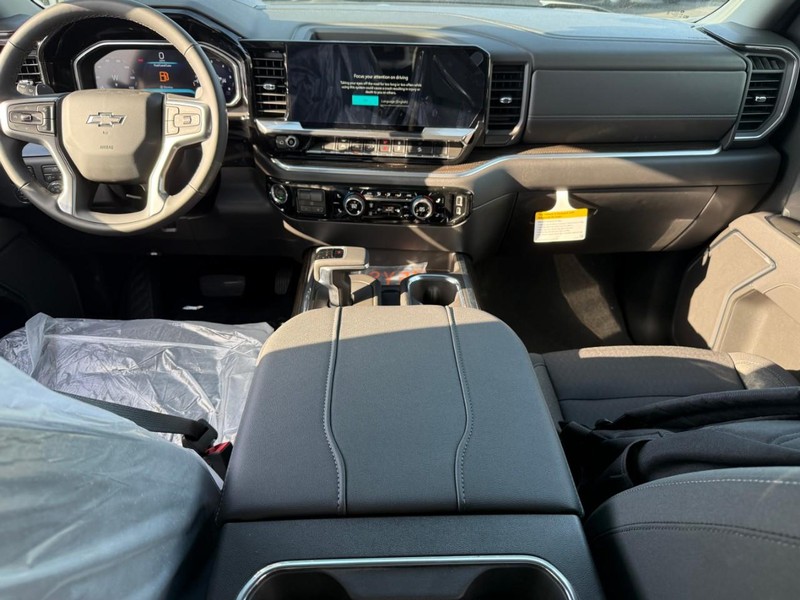 Chevrolet Silverado 1500 Vehicle Full-screen Gallery Image 7