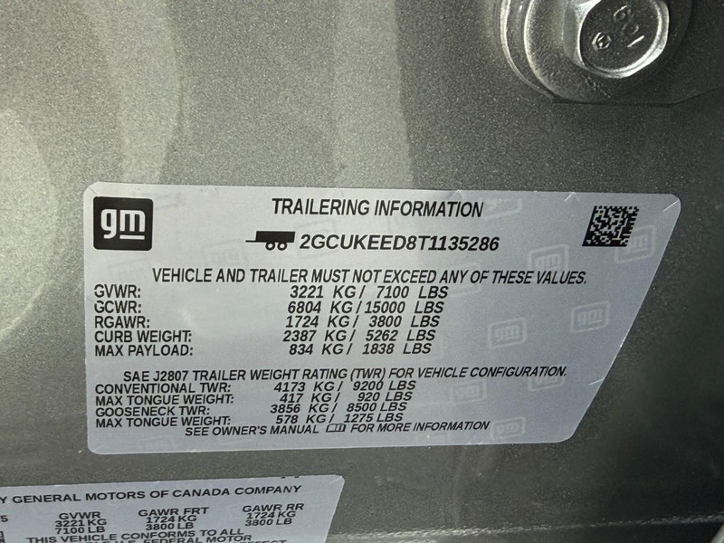 Chevrolet Silverado 1500 Vehicle Full-screen Gallery Image 17