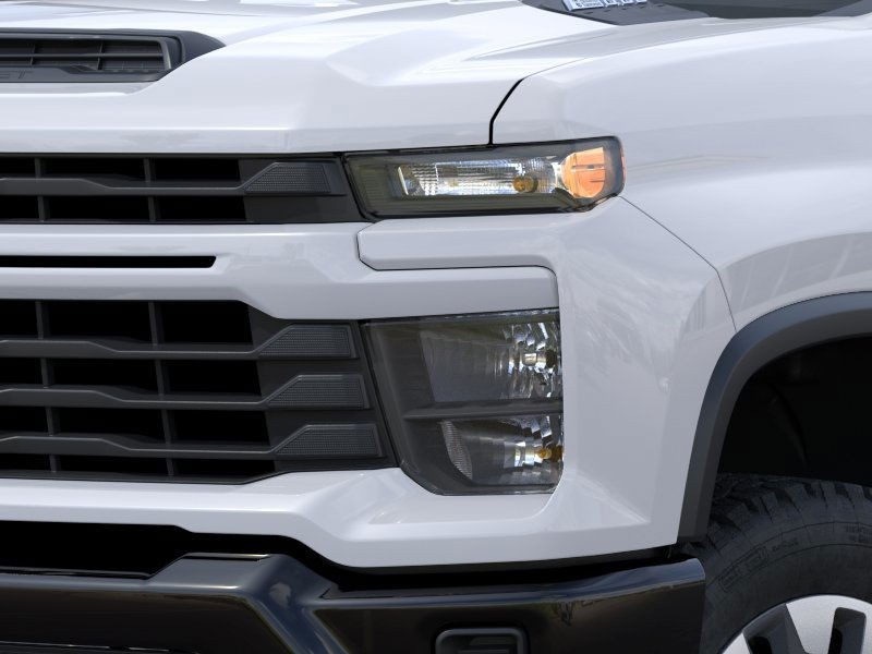 Chevrolet Silverado 2500HD Vehicle Full-screen Gallery Image 10