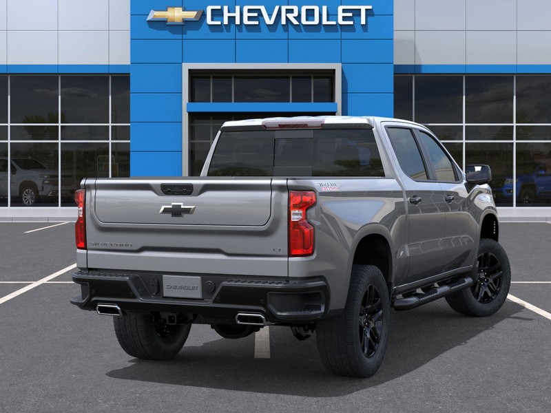 Chevrolet Silverado 1500 Vehicle Full-screen Gallery Image 4