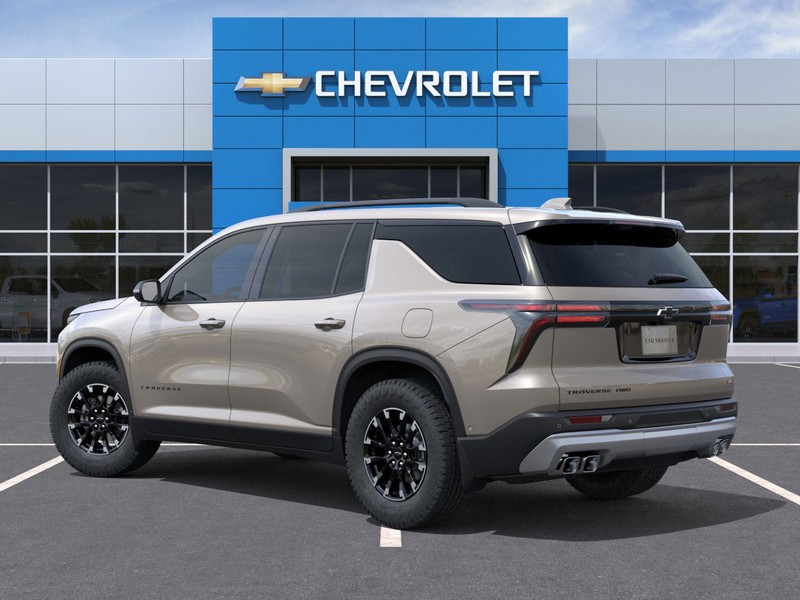 Chevrolet Traverse Vehicle Full-screen Gallery Image 3