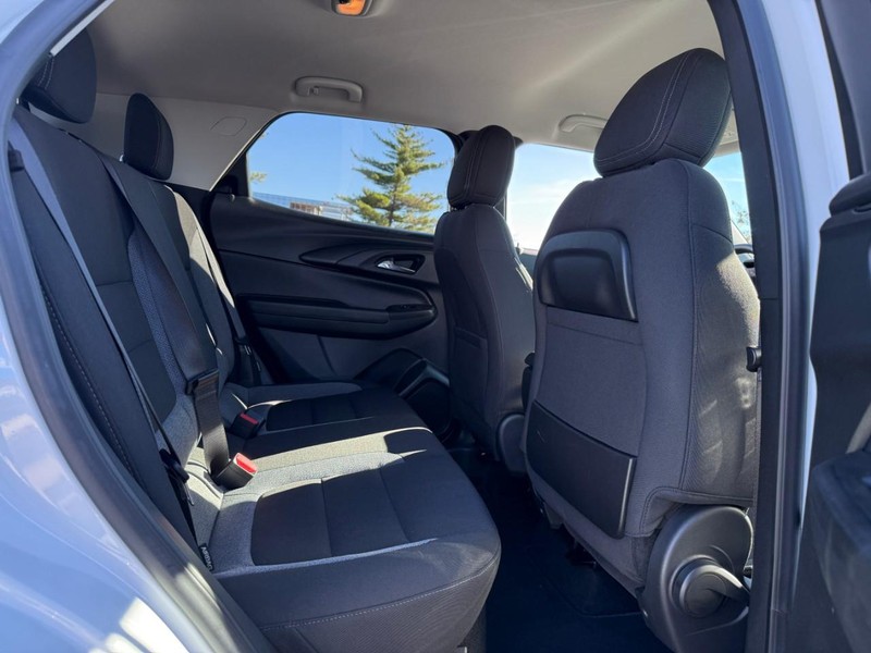 Chevrolet TrailBlazer Vehicle Full-screen Gallery Image 11