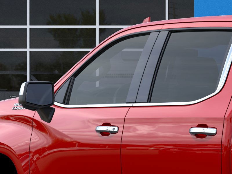 Chevrolet Silverado 1500 Vehicle Full-screen Gallery Image 12