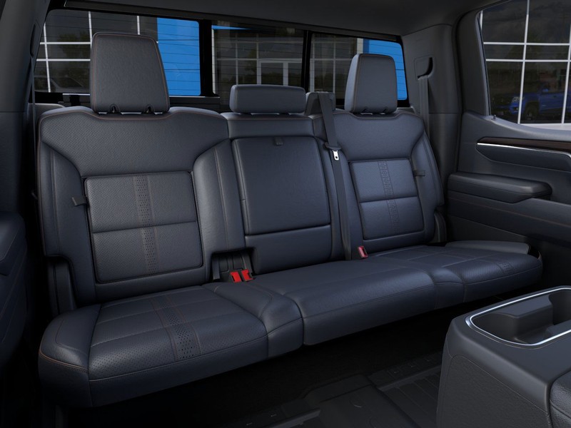 Chevrolet Silverado 1500 Vehicle Full-screen Gallery Image 17