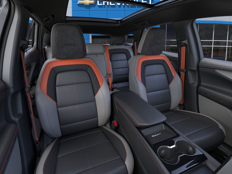 Chevrolet Blazer EV Vehicle Full-screen Gallery Image 16