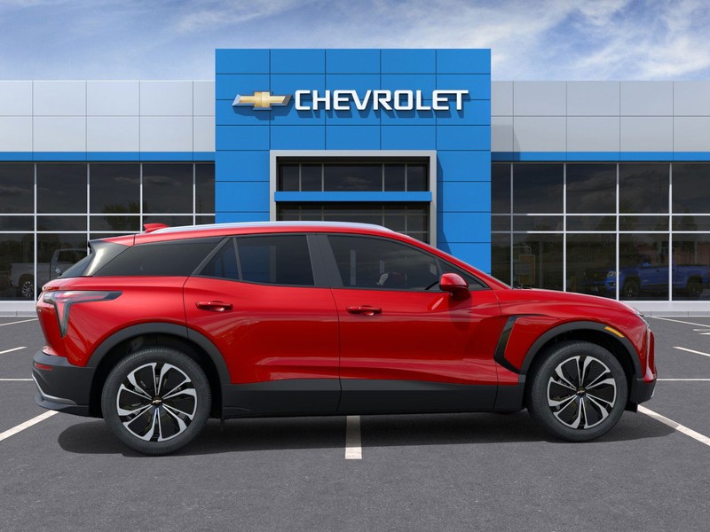 Chevrolet Blazer EV Vehicle Full-screen Gallery Image 5