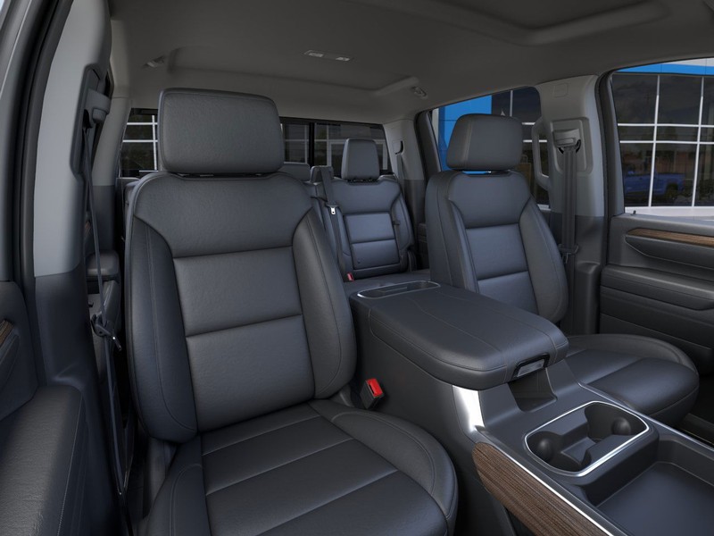 Chevrolet Silverado 2500HD Vehicle Full-screen Gallery Image 16