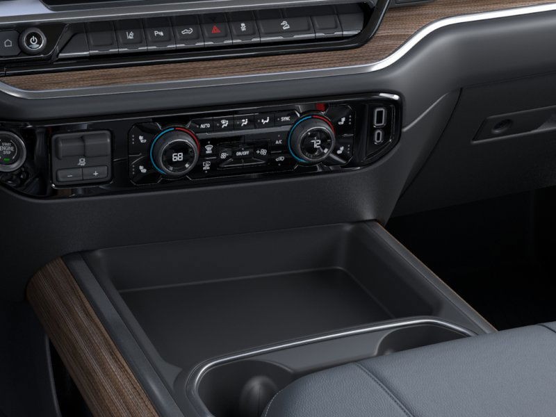 Chevrolet Silverado 2500HD Vehicle Full-screen Gallery Image 23