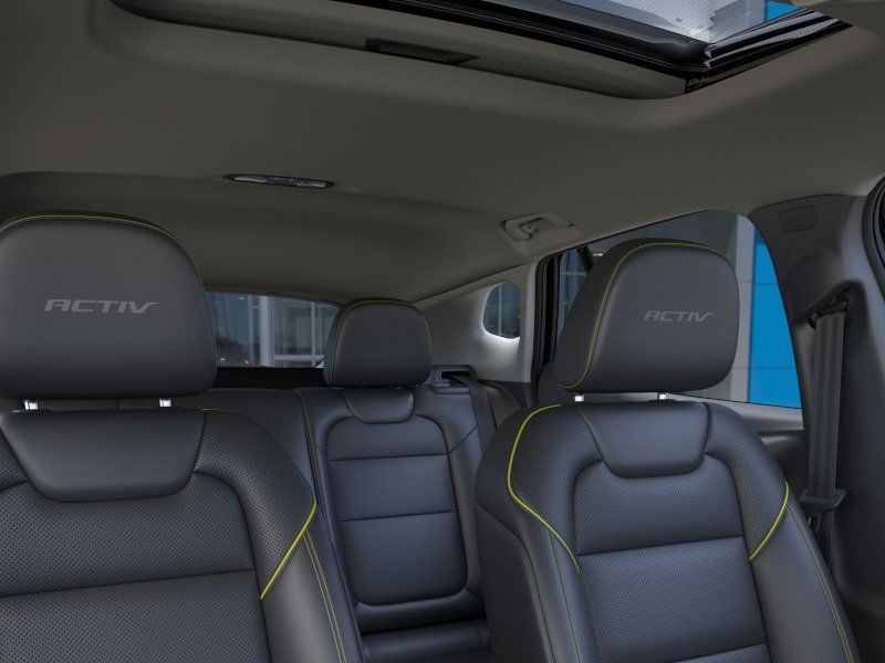 Chevrolet Trax Vehicle Full-screen Gallery Image 24