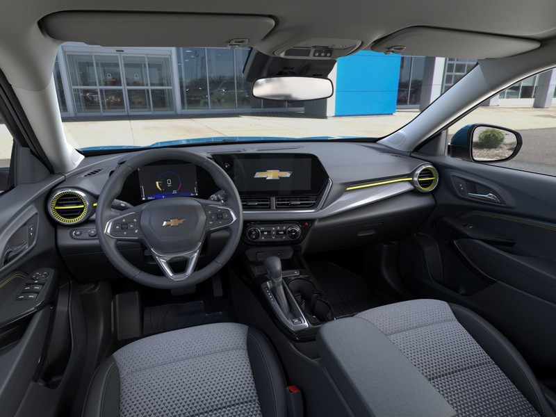 Chevrolet Trax Vehicle Full-screen Gallery Image 15