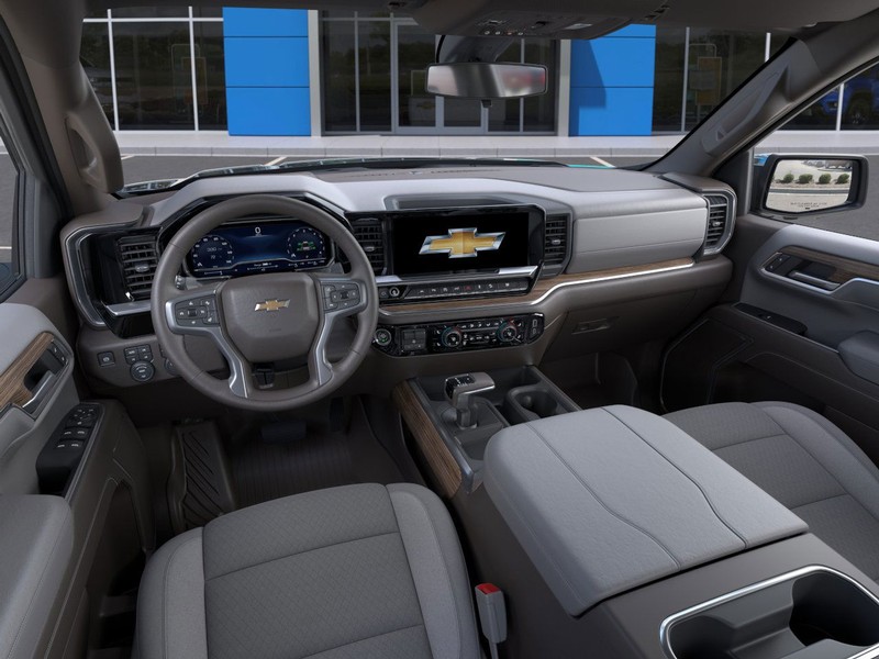 Chevrolet Silverado 1500 Vehicle Full-screen Gallery Image 15