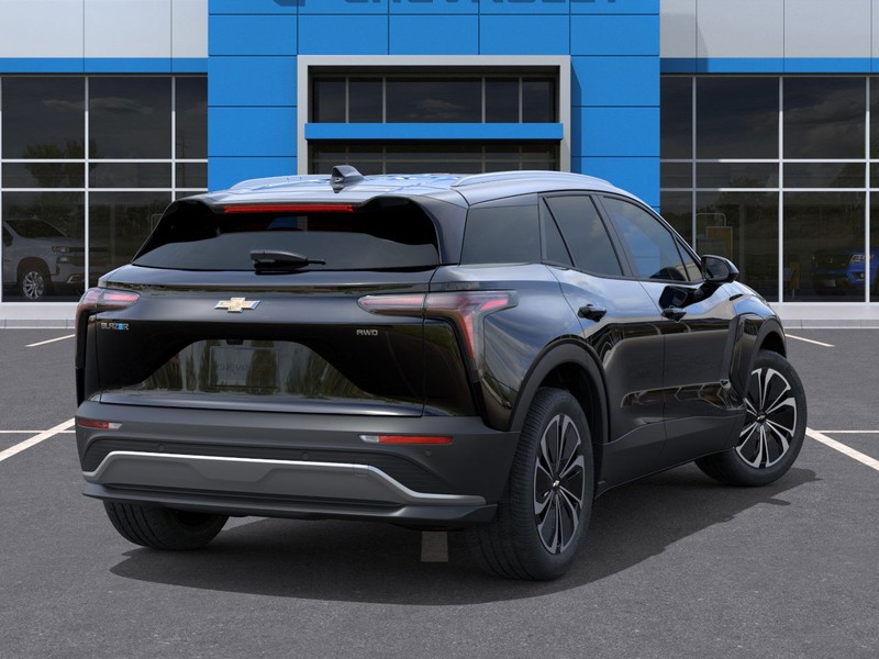 Chevrolet Blazer EV Vehicle Full-screen Gallery Image 4