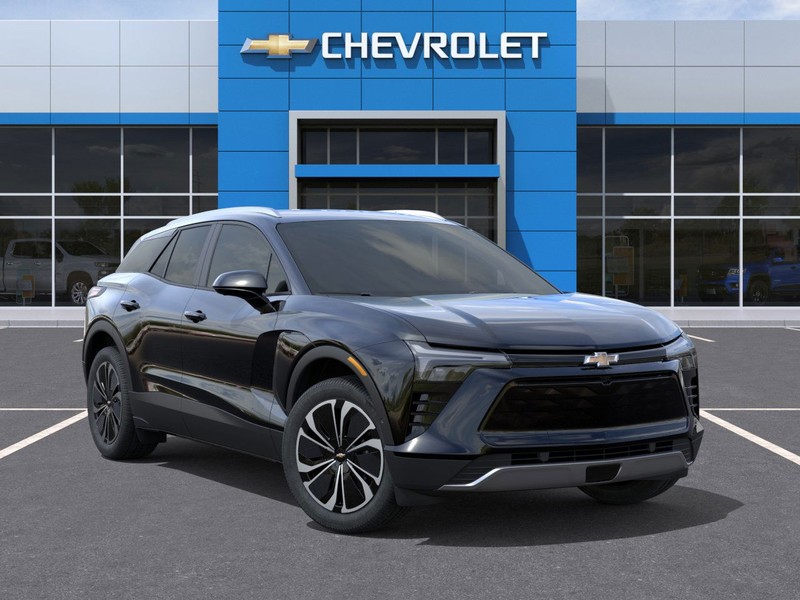 Chevrolet Blazer EV Vehicle Full-screen Gallery Image 7