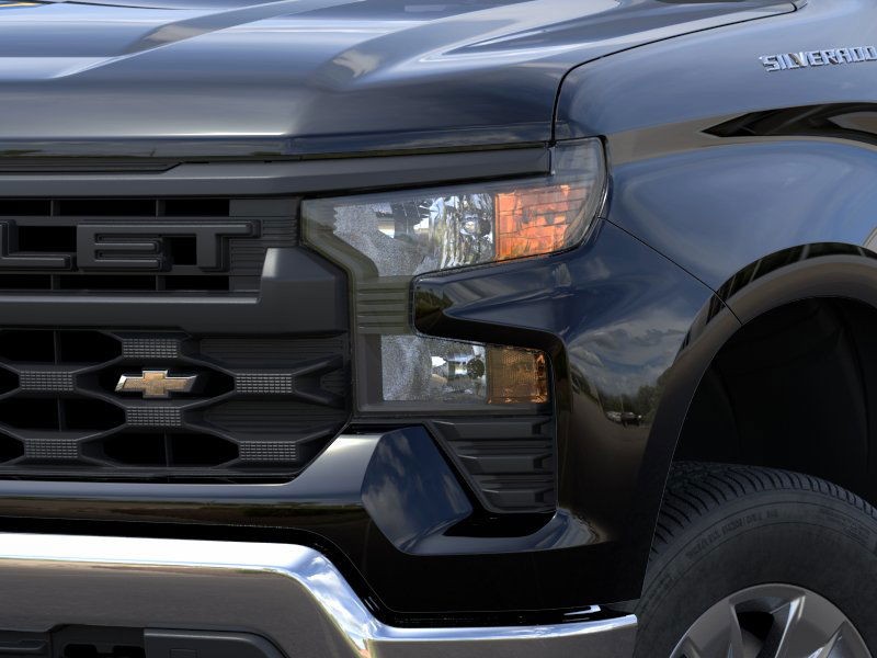 Chevrolet Silverado 1500 Vehicle Full-screen Gallery Image 10