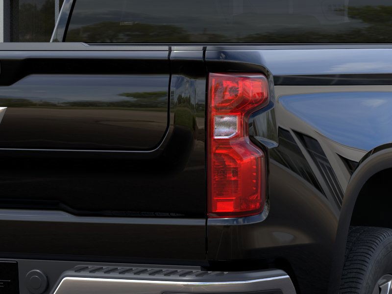 Chevrolet Silverado 1500 Vehicle Full-screen Gallery Image 11