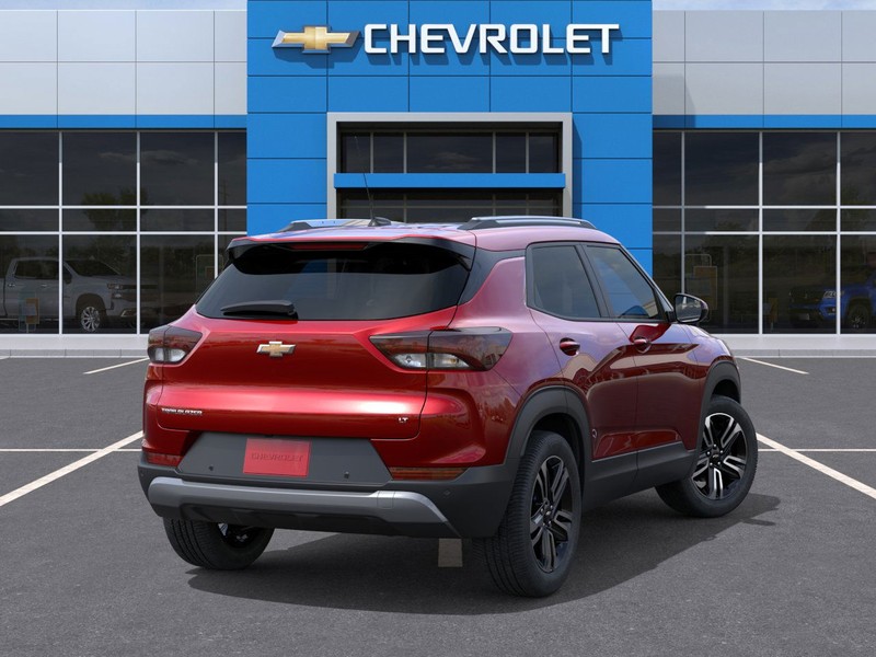 Chevrolet Trailblazer Vehicle Full-screen Gallery Image 4