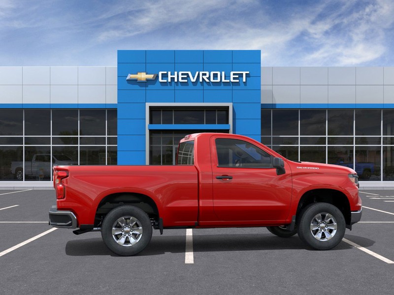 Chevrolet Silverado 1500 Vehicle Full-screen Gallery Image 5