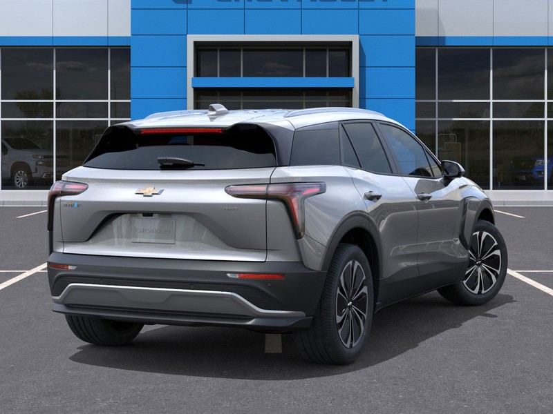 Chevrolet Blazer EV Vehicle Full-screen Gallery Image 4