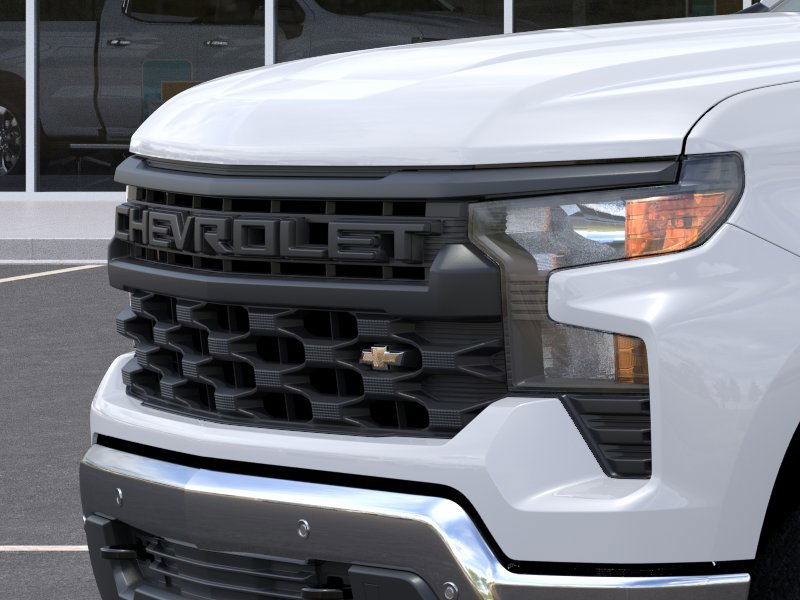 Chevrolet Silverado 1500 Vehicle Full-screen Gallery Image 13