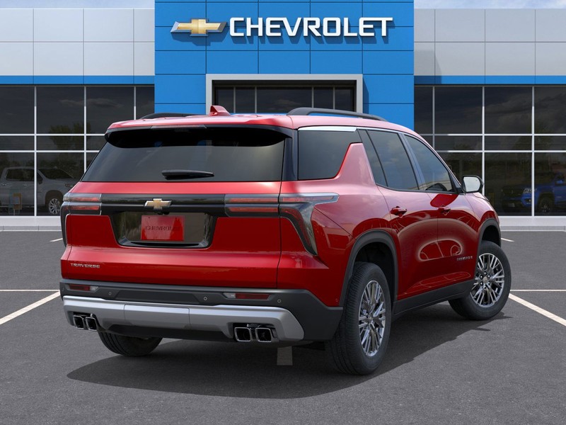 Chevrolet Traverse Vehicle Full-screen Gallery Image 4