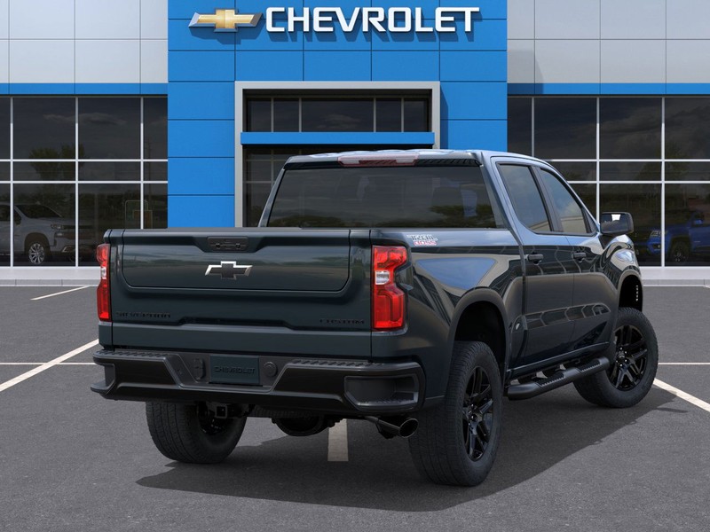 Chevrolet Silverado 1500 Vehicle Full-screen Gallery Image 4