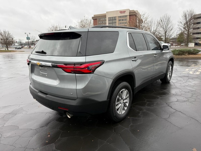 Chevrolet Traverse Vehicle Full-screen Gallery Image 8