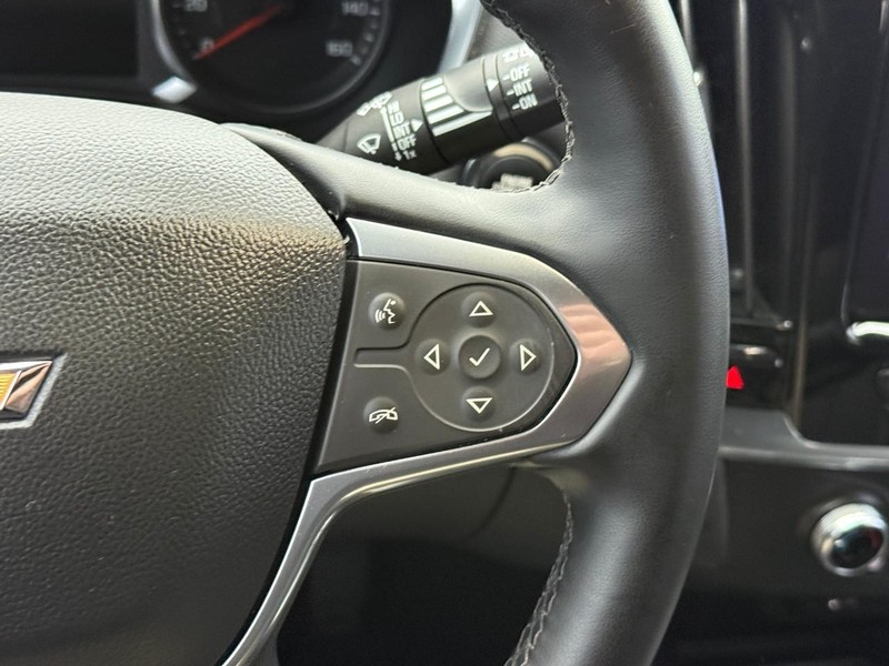 Chevrolet Traverse Vehicle Full-screen Gallery Image 21