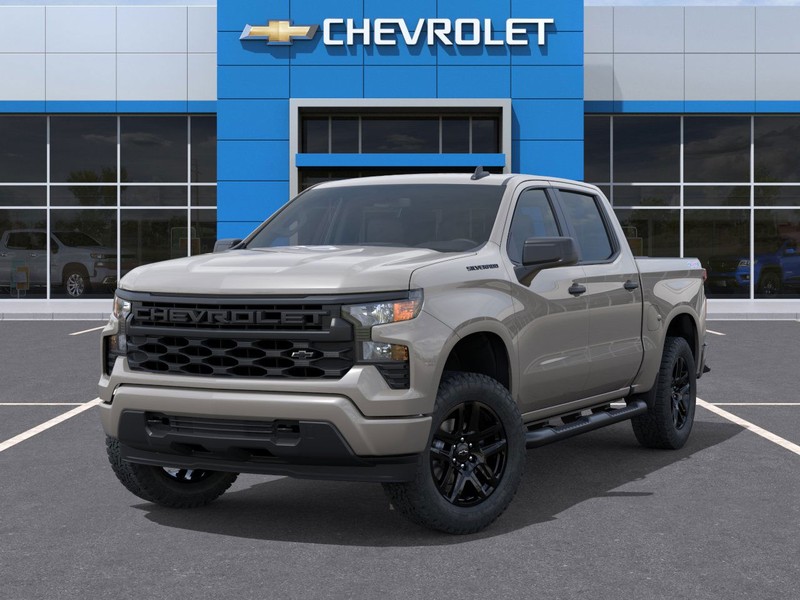 Chevrolet Silverado 1500 Vehicle Full-screen Gallery Image 6