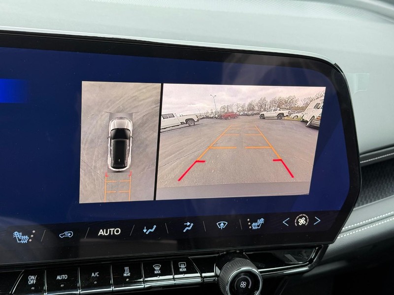 Chevrolet Blazer EV Vehicle Full-screen Gallery Image 14