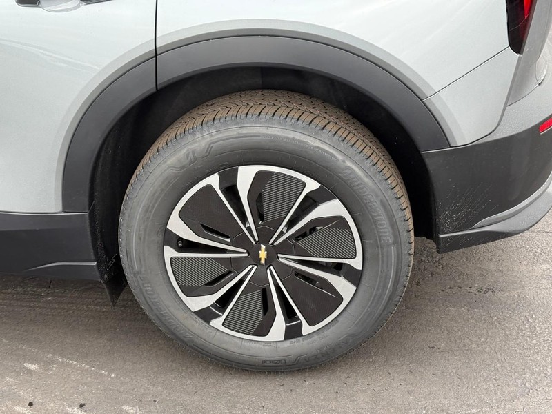 Chevrolet Blazer EV Vehicle Full-screen Gallery Image 4