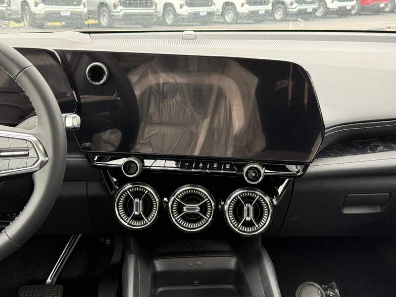 Chevrolet Blazer EV Vehicle Full-screen Gallery Image 8