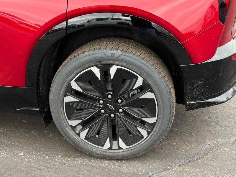 Chevrolet Blazer EV Vehicle Full-screen Gallery Image 4