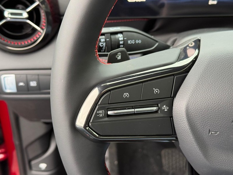 Chevrolet Blazer EV Vehicle Full-screen Gallery Image 13