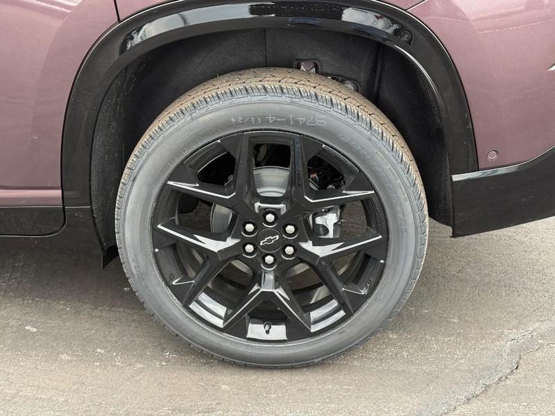 Chevrolet Traverse Vehicle Full-screen Gallery Image 4