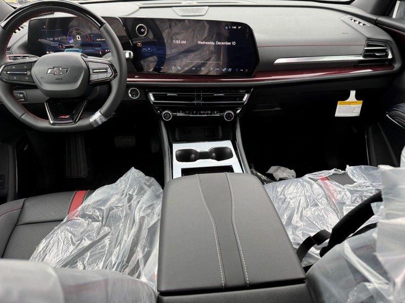 Chevrolet Traverse Vehicle Full-screen Gallery Image 8