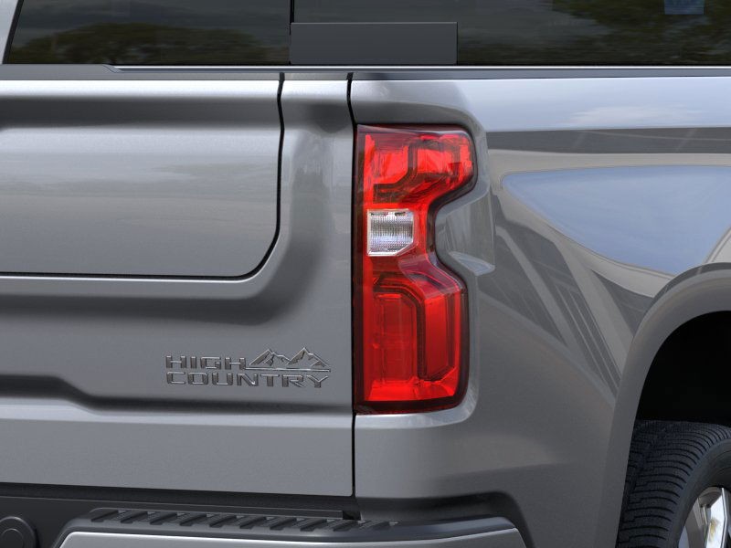 Chevrolet Silverado 1500 Vehicle Full-screen Gallery Image 11