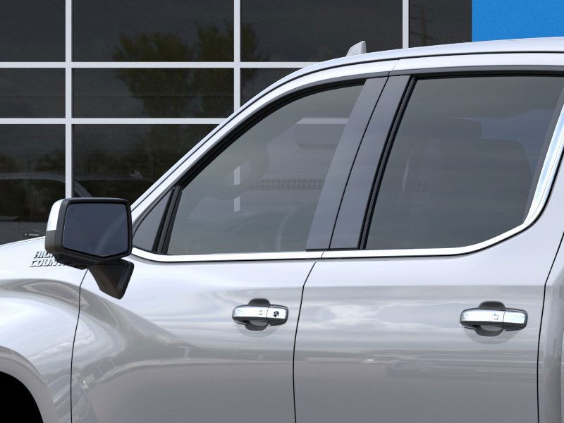 Chevrolet Silverado 1500 Vehicle Full-screen Gallery Image 12