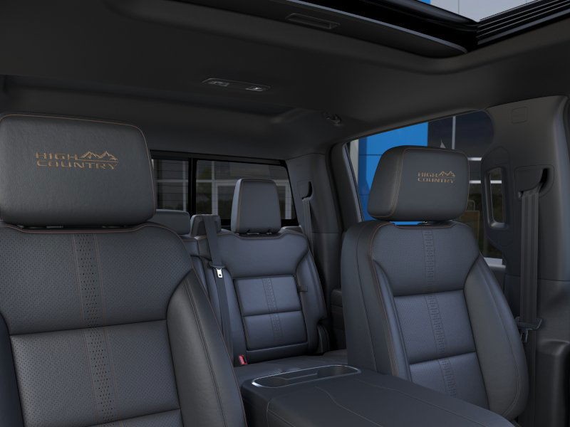 Chevrolet Silverado 1500 Vehicle Full-screen Gallery Image 24