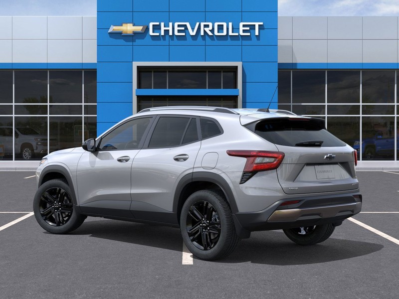 Chevrolet Trax Vehicle Full-screen Gallery Image 3