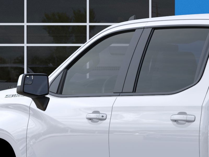 Chevrolet Silverado 1500 Vehicle Full-screen Gallery Image 12